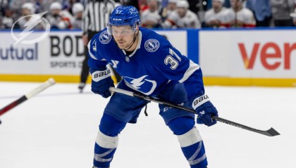 华体会体育中国官方网-NHL球队坦帕湾闪电官方：前锋扬尼-古尔德完成续约，合同为6年