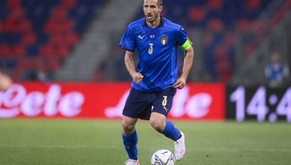 网页版登录入口-基耶利尼：巴斯托尼要做好自己，无需和过去的意大利后卫进行比较